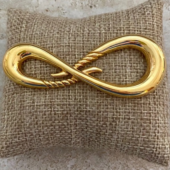 Monet Vintage Infinity Symbol Cut Out Abstract Twist Modernist Brooch - Picture 1 of 6
